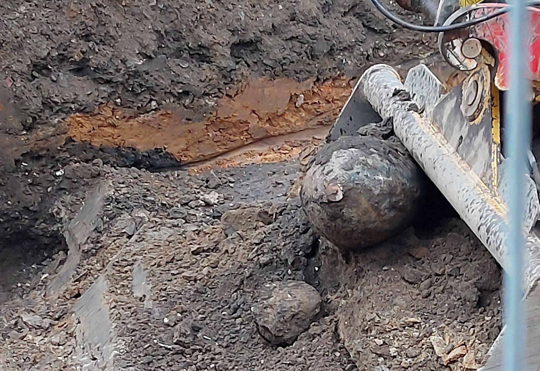 Nahe der Osterather Ladestraße wurde am Montag eine Bombe aus dem 2. Weltkrieg gefunden.