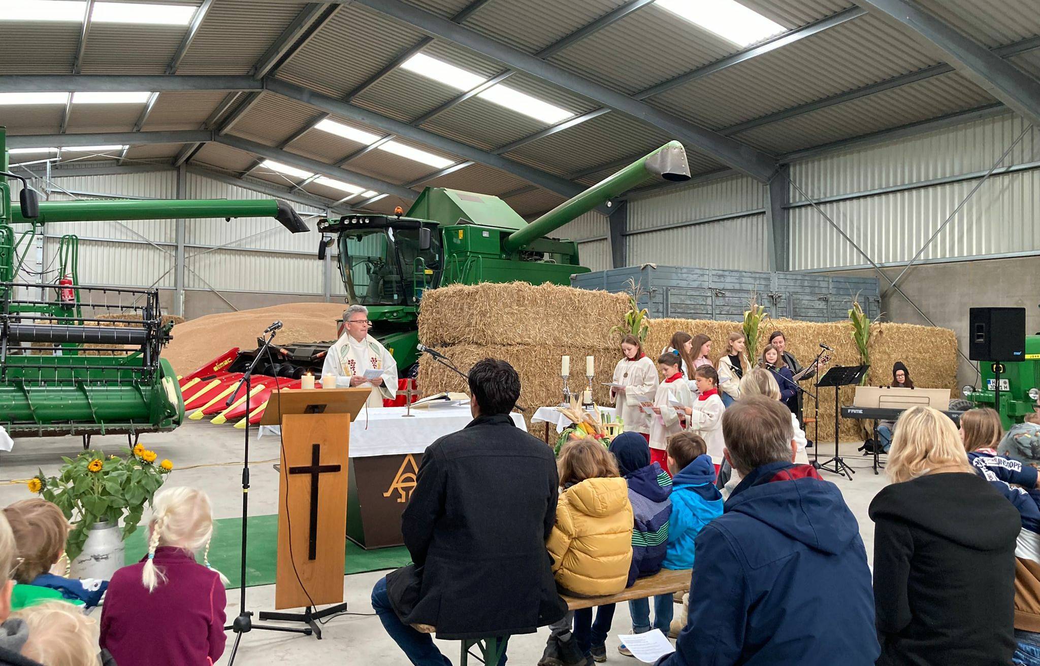 Pfarrer Norbert Viertel predigte in der