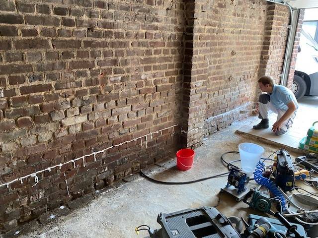 Feuchte Wände, nasser Keller?