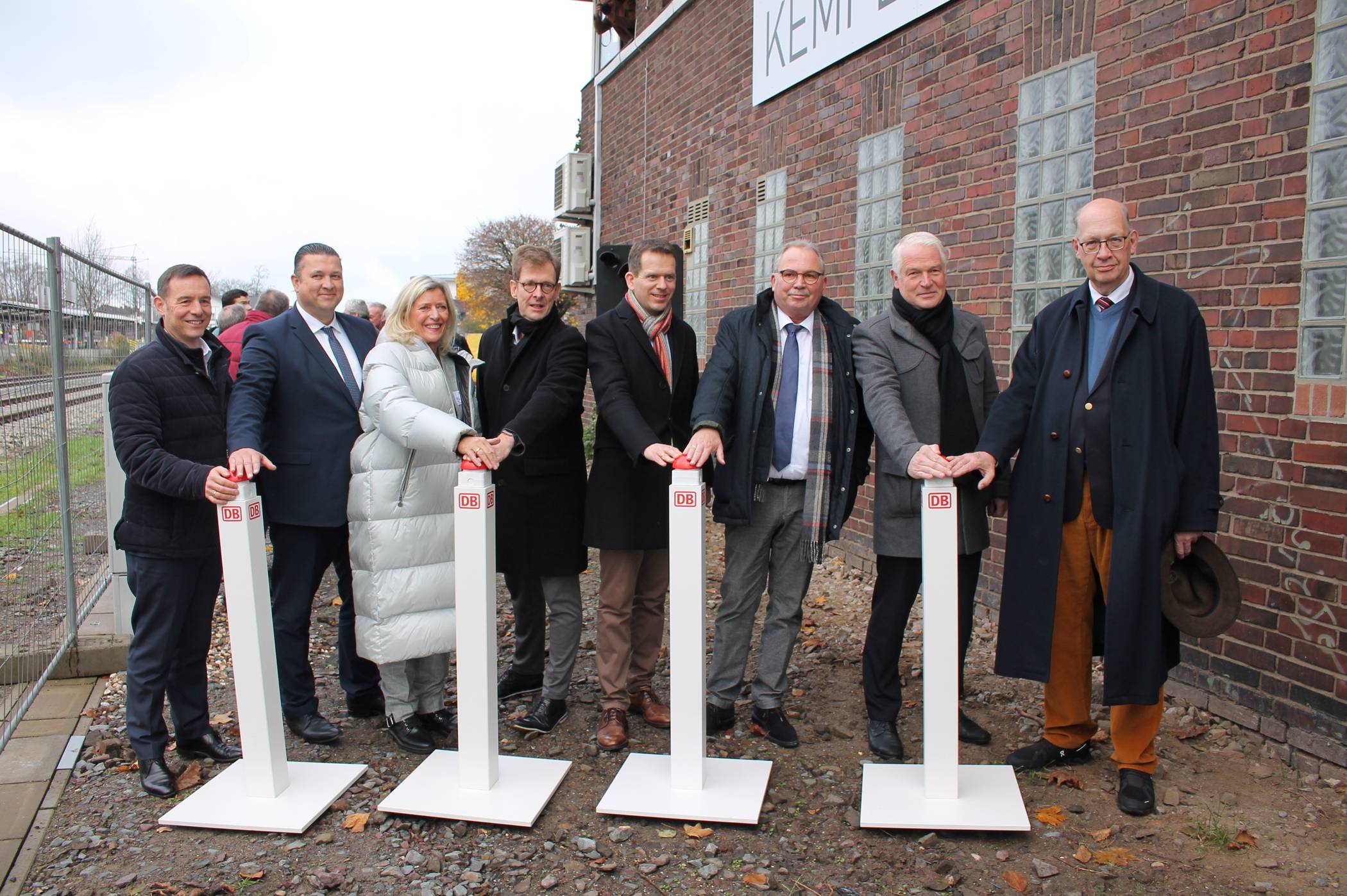 Niersexpress Kleve-Krefeld offiziell wieder in Betrieb