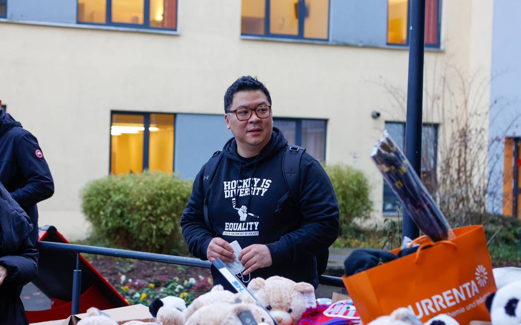 Kinderlachen sorgt für Bescherung in Krefelder Kinderklinik