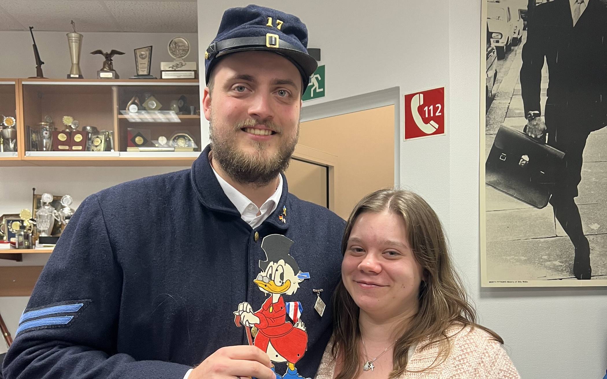 Sicherte sich die Königswürde: Corporal Dirk Verkühlen mit Frau Vicky. 
  