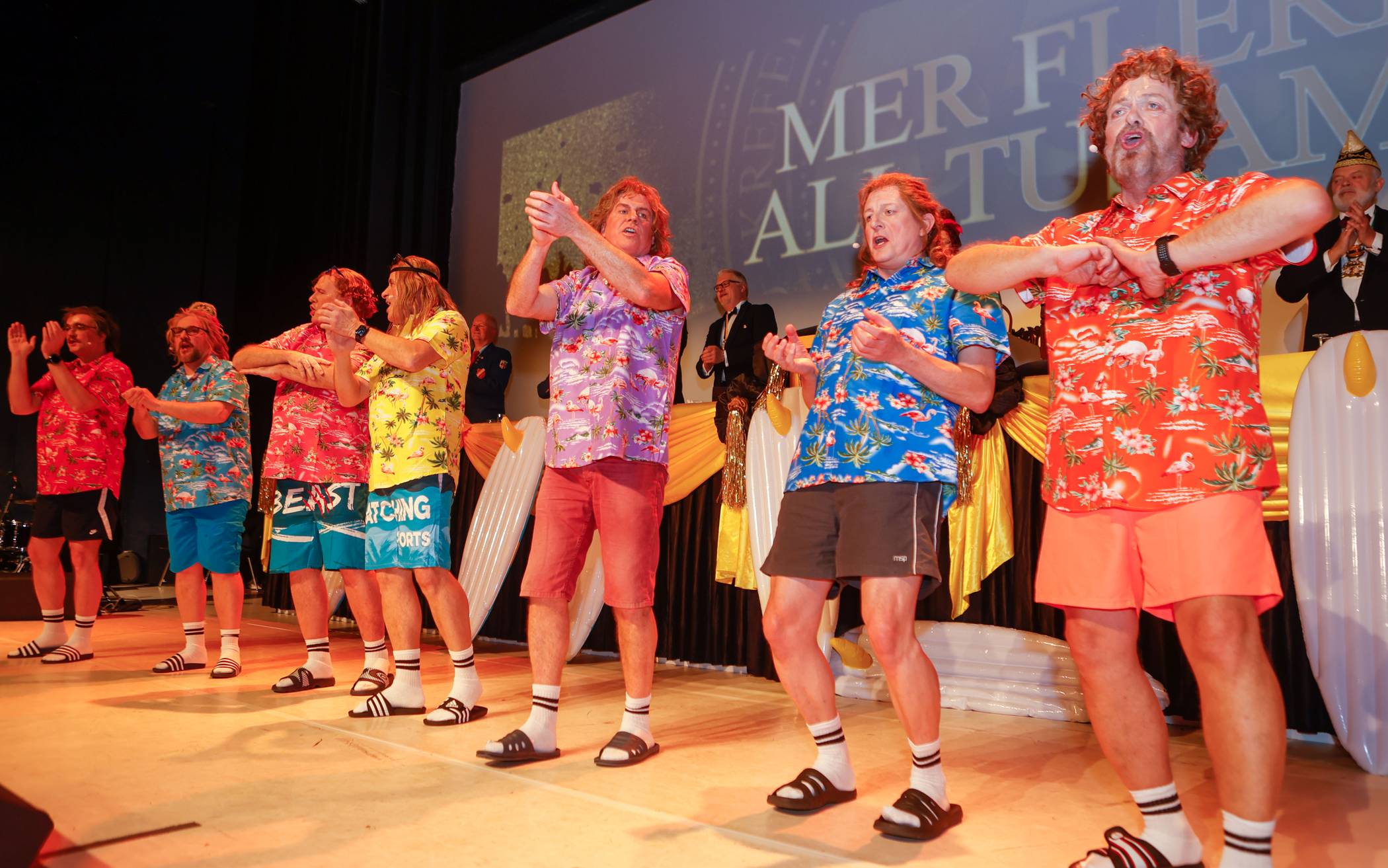 Creinvelt - Mer fi-ere all tusame!