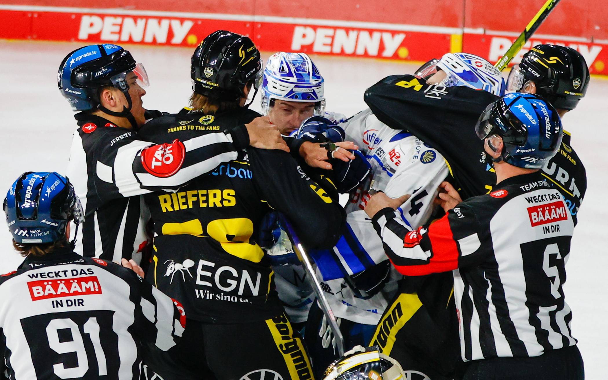 Das jüngste Duell zwischen den Pinguinen