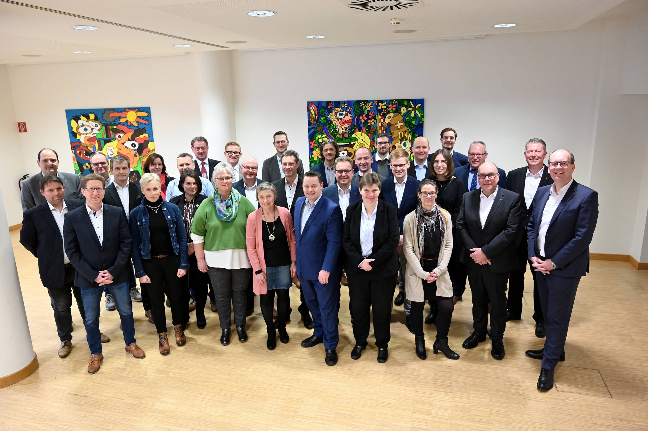  Insgesamt 8 750 Euro schüttete die Volksbank Mönchengladbach an Vertreter*innen aus 35 Vereinen und Initiativen aus dem Geschäftsgebiet aus.  