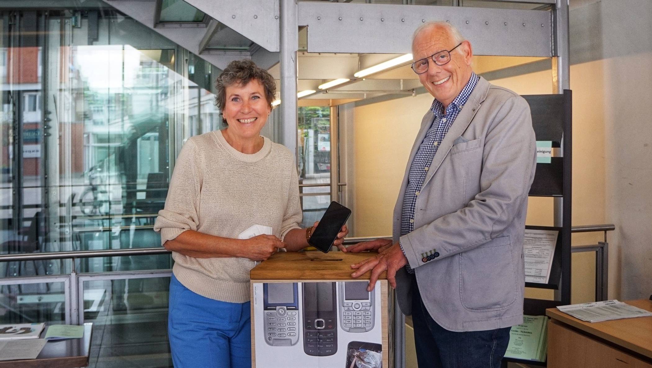 Bürgermeisterin Sabine Anemüller und Bernd Bodenbenner