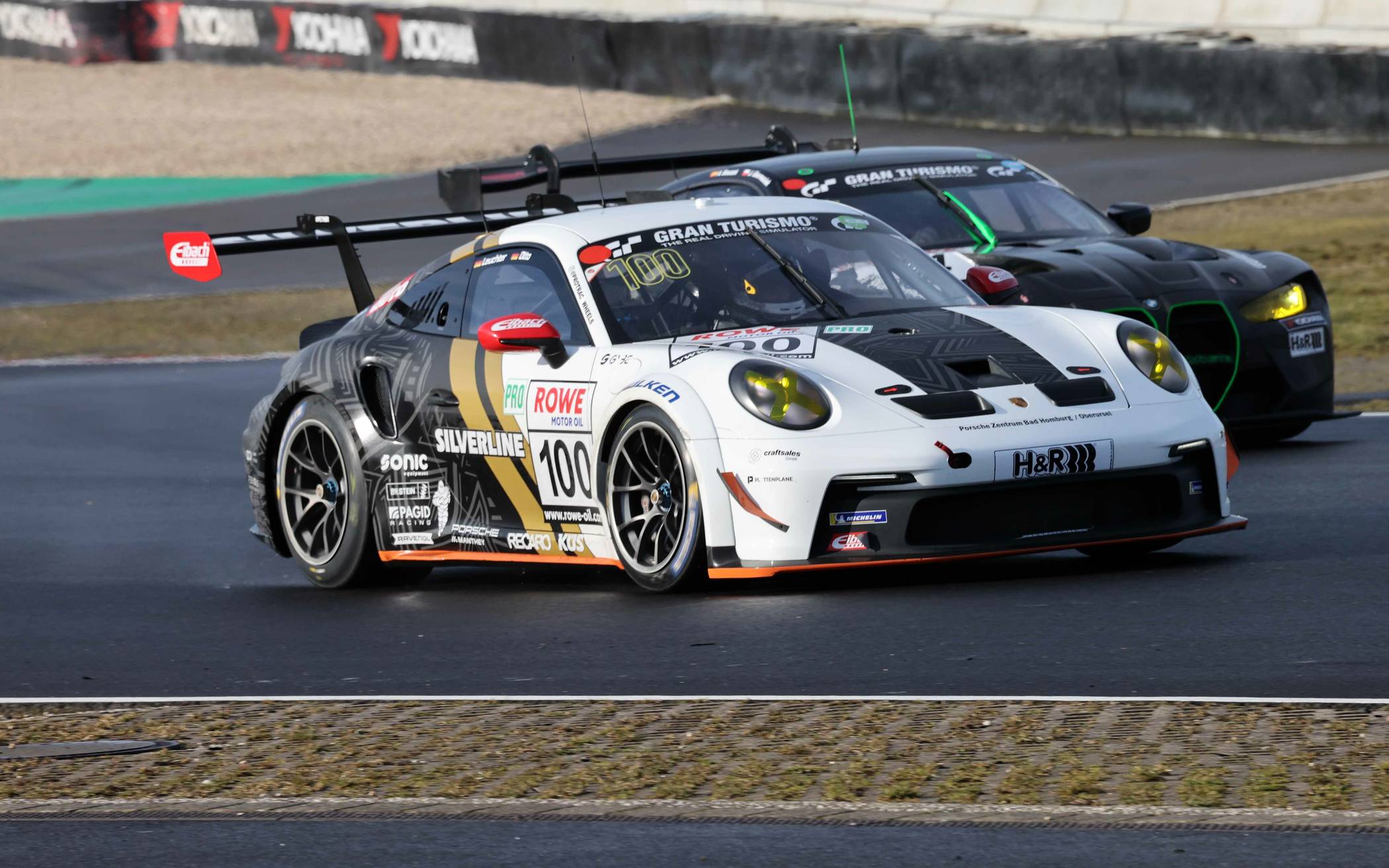 Benny Leuchter (#100) im...