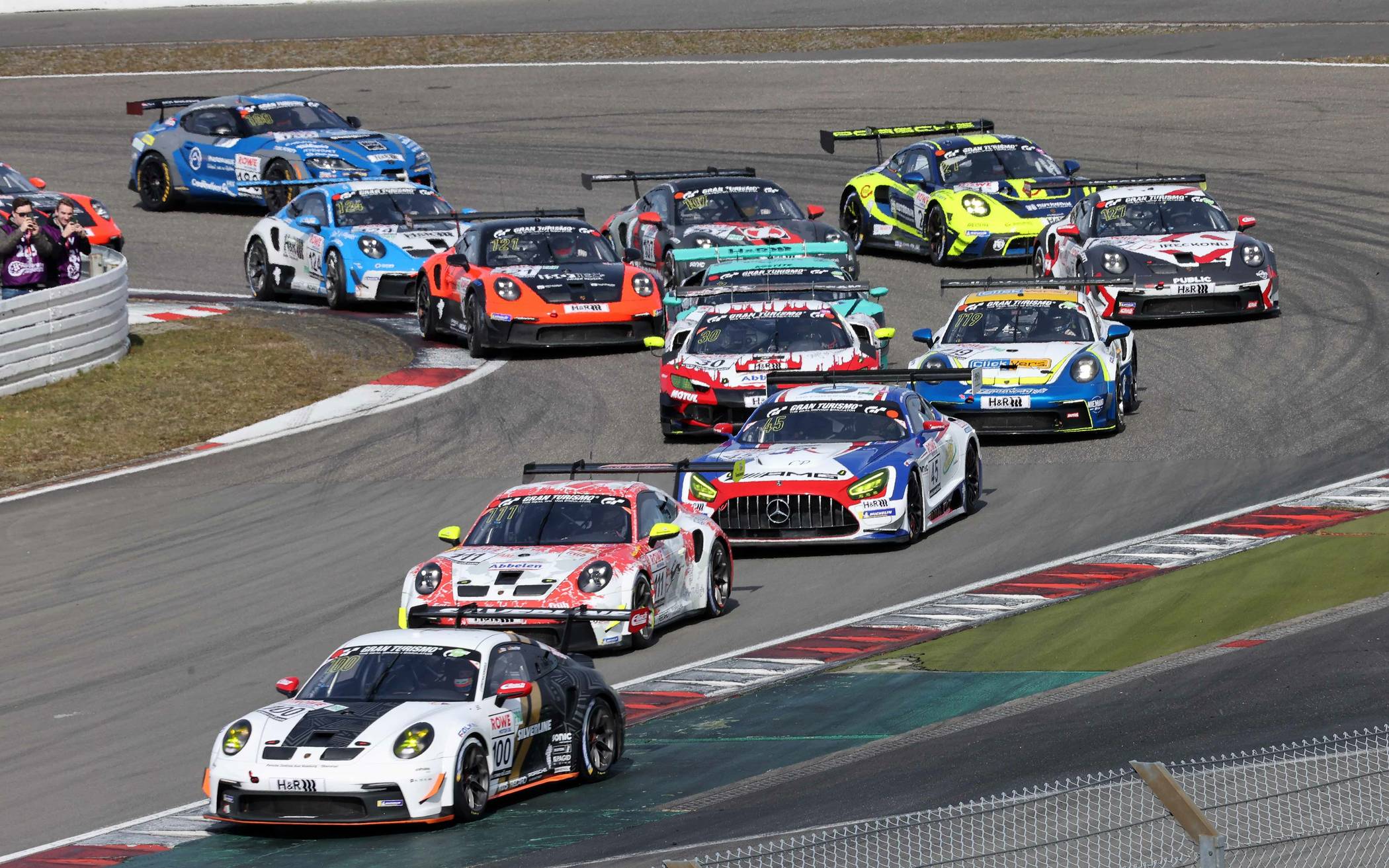 Benny Leuchter (#100) im Rennen ausgangs der...