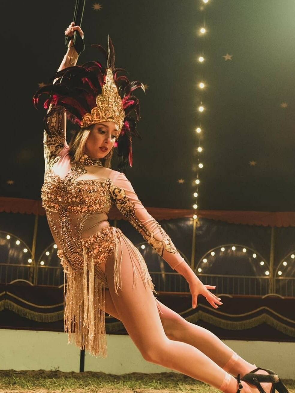  Tolle Akrobatiknummern und mehr erwarten die Besucher im Circus Traber. 