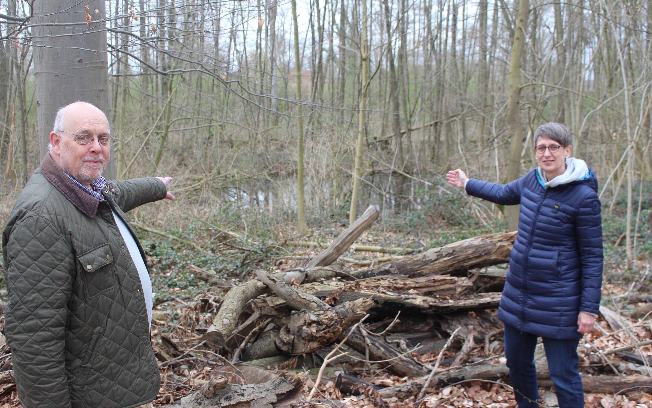 Am Wanderweg zur Rennbahn: Biologin Dr.