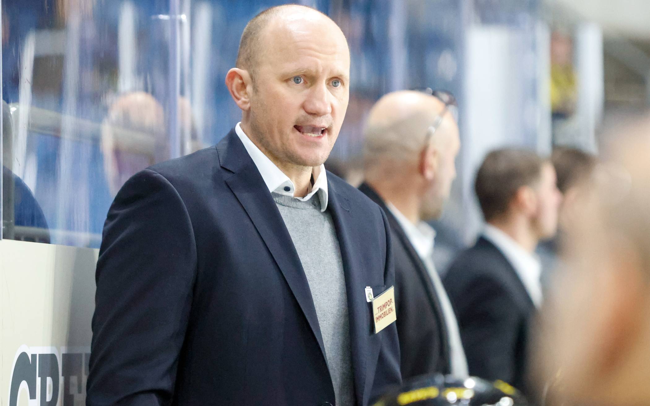Boris Blank bleibt Pinguine-Trainer