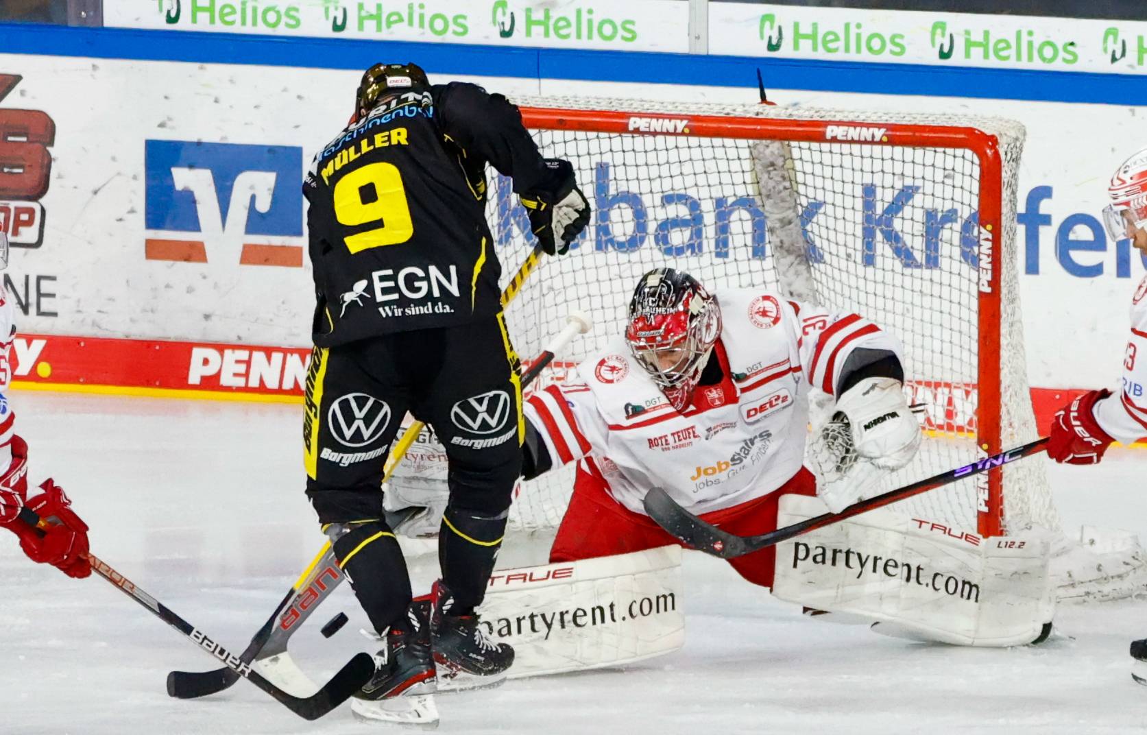 Felix Bick (im Trikot von Nauheim)