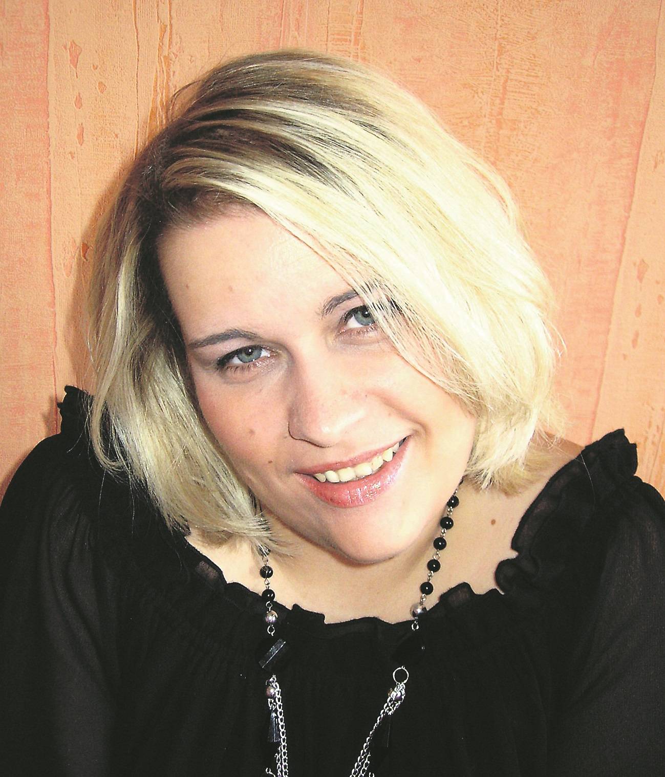 Janinen Marx - Eigenschreibweise "Janine MarX" hat das Parkfestprogramm mit auf die Beine gestellt und tritt selbstverständlich auch persönlich auf. Foto: Archiv