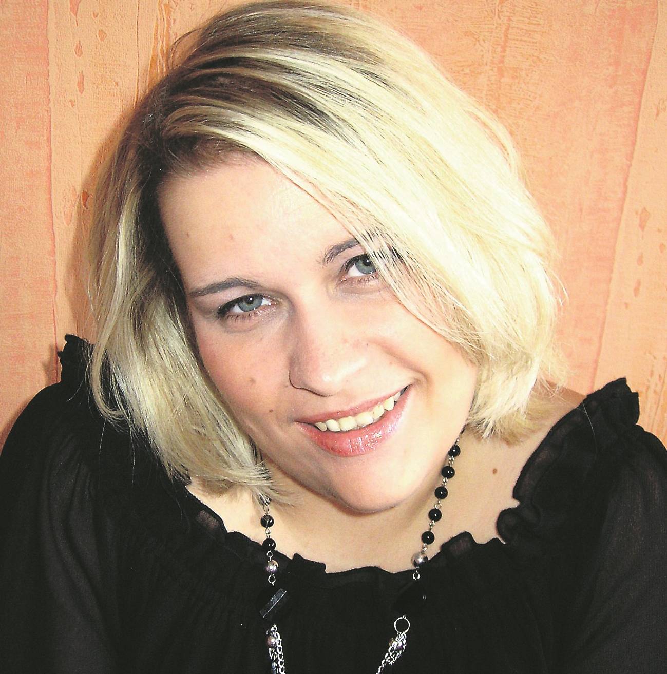 Janinen Marx - Eigenschreibweise "Janine MarX"