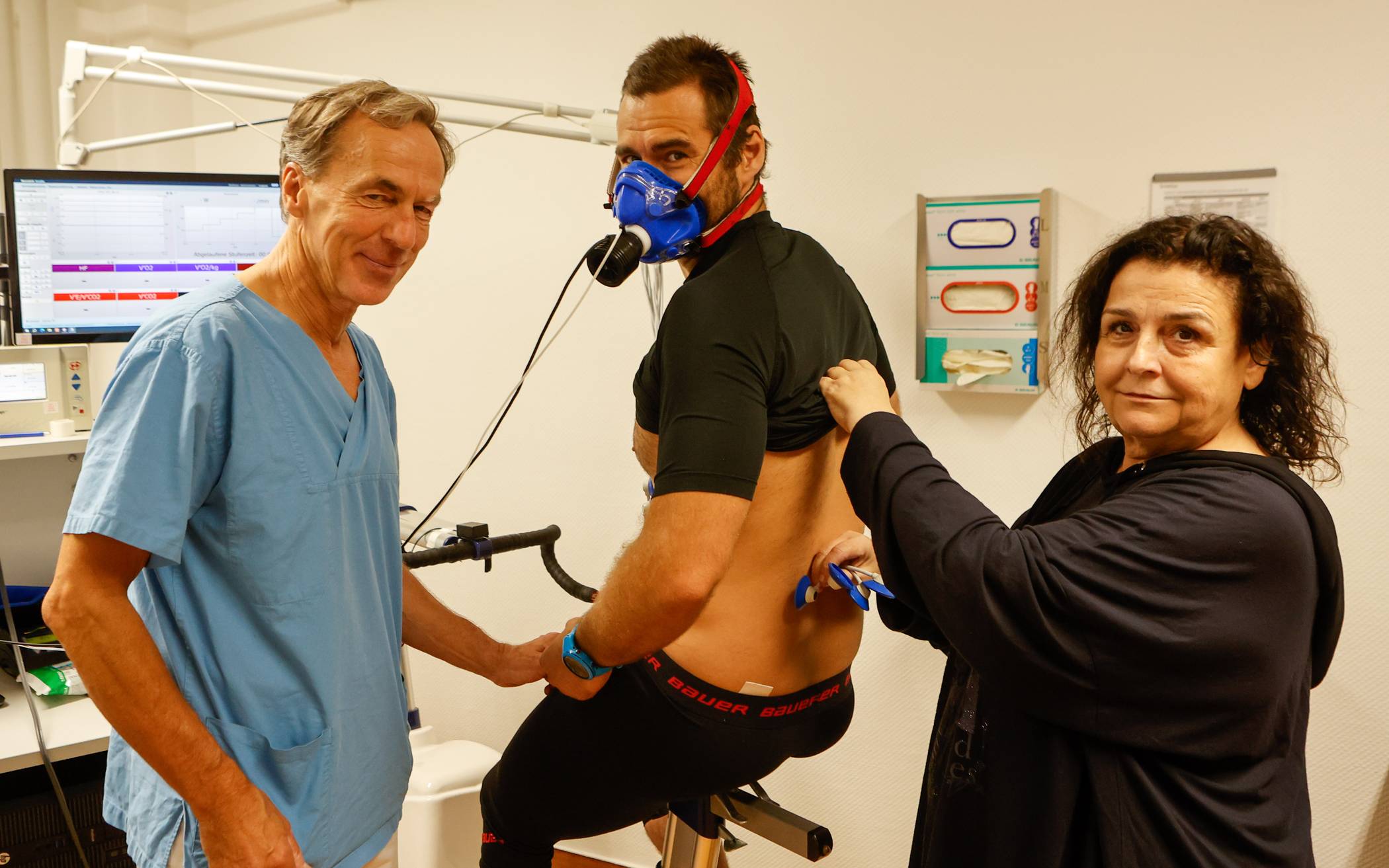 Pinguine-Profis bei den Leistungstests