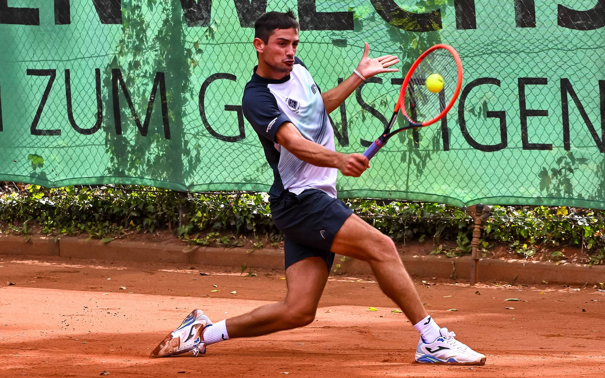 Blau-Weiß unterliegt im Derby gegen Köln