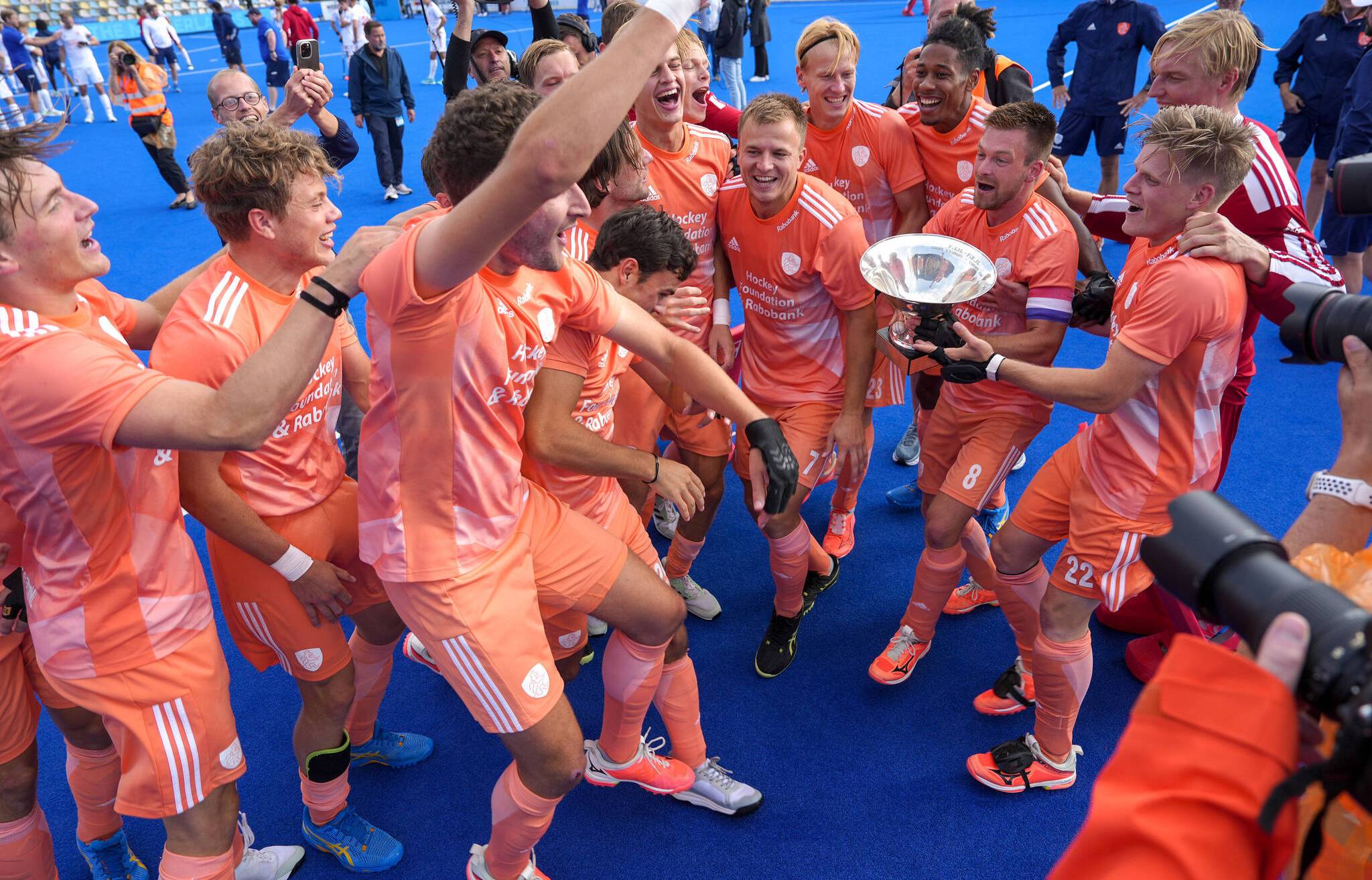 Doppel-Europameister! Nach dem Sieg der Damen machen auch die Herren der Niederlande den...