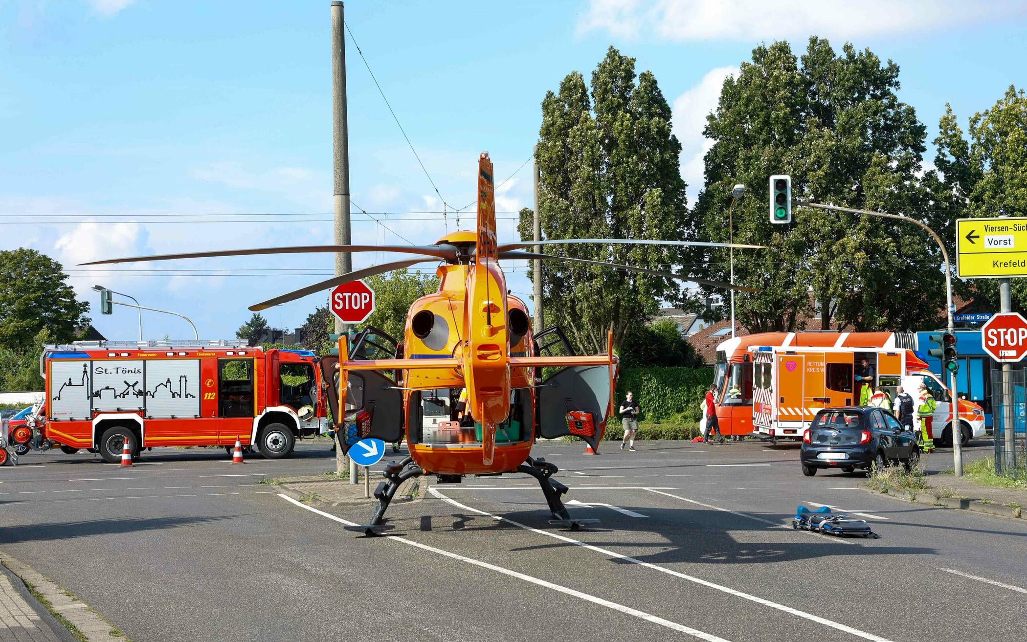 Radlerin kollidiert mit Straßenbahn