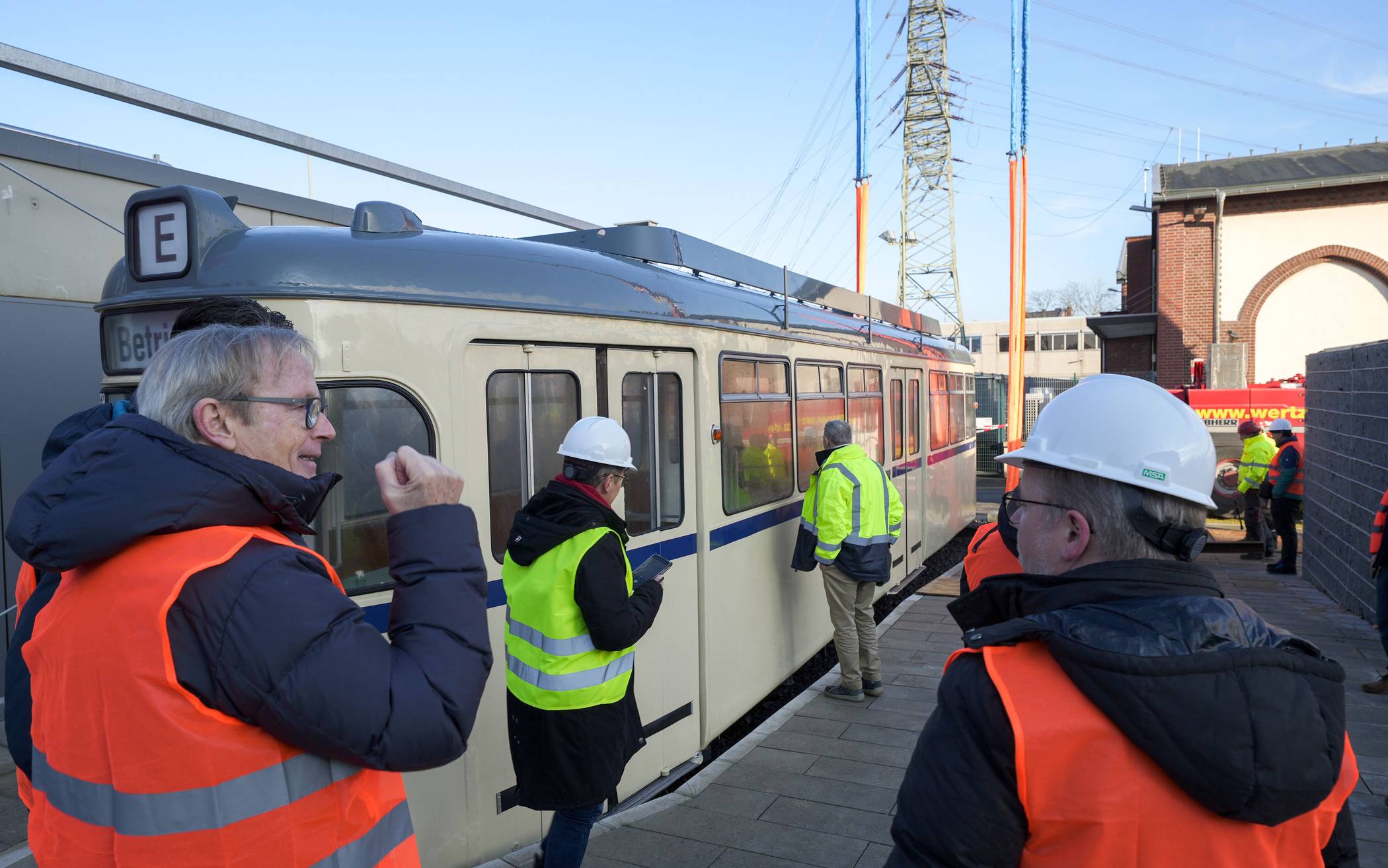 Die Freude ist groß, alles ist glatt...