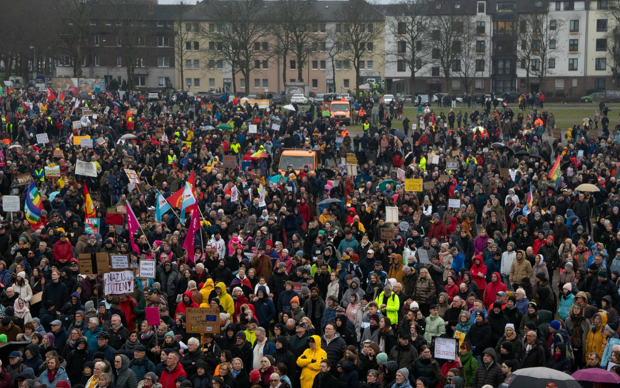 Beeindruckend: 12 000 Krefelder bei Demo gegen Rechtsextremismus
