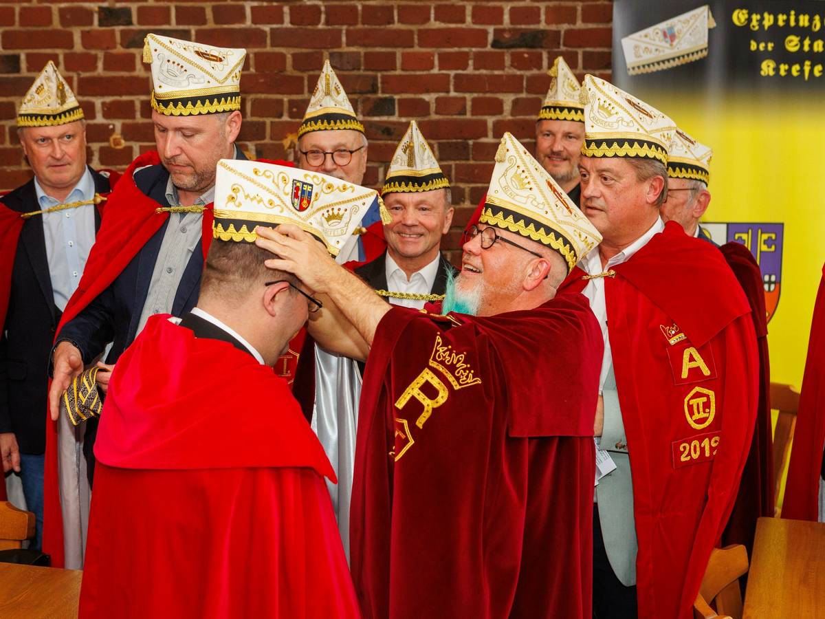 Aufnahme in Kreis der Ex-Prinzenpaare 
