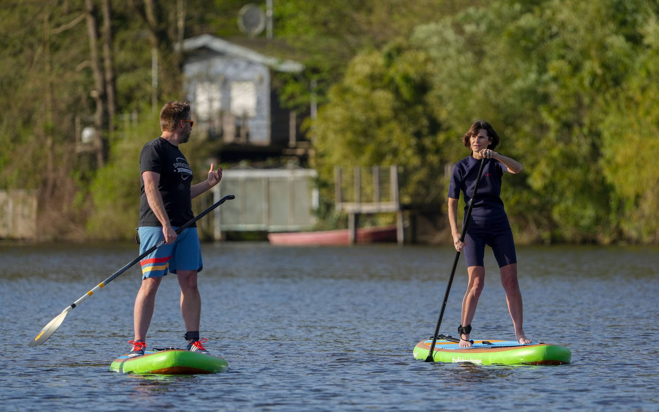 Für die Ahoi-Ausgabe der neuen CLARISSA hat Redakteurin Petra Käding sich aufs Brett...