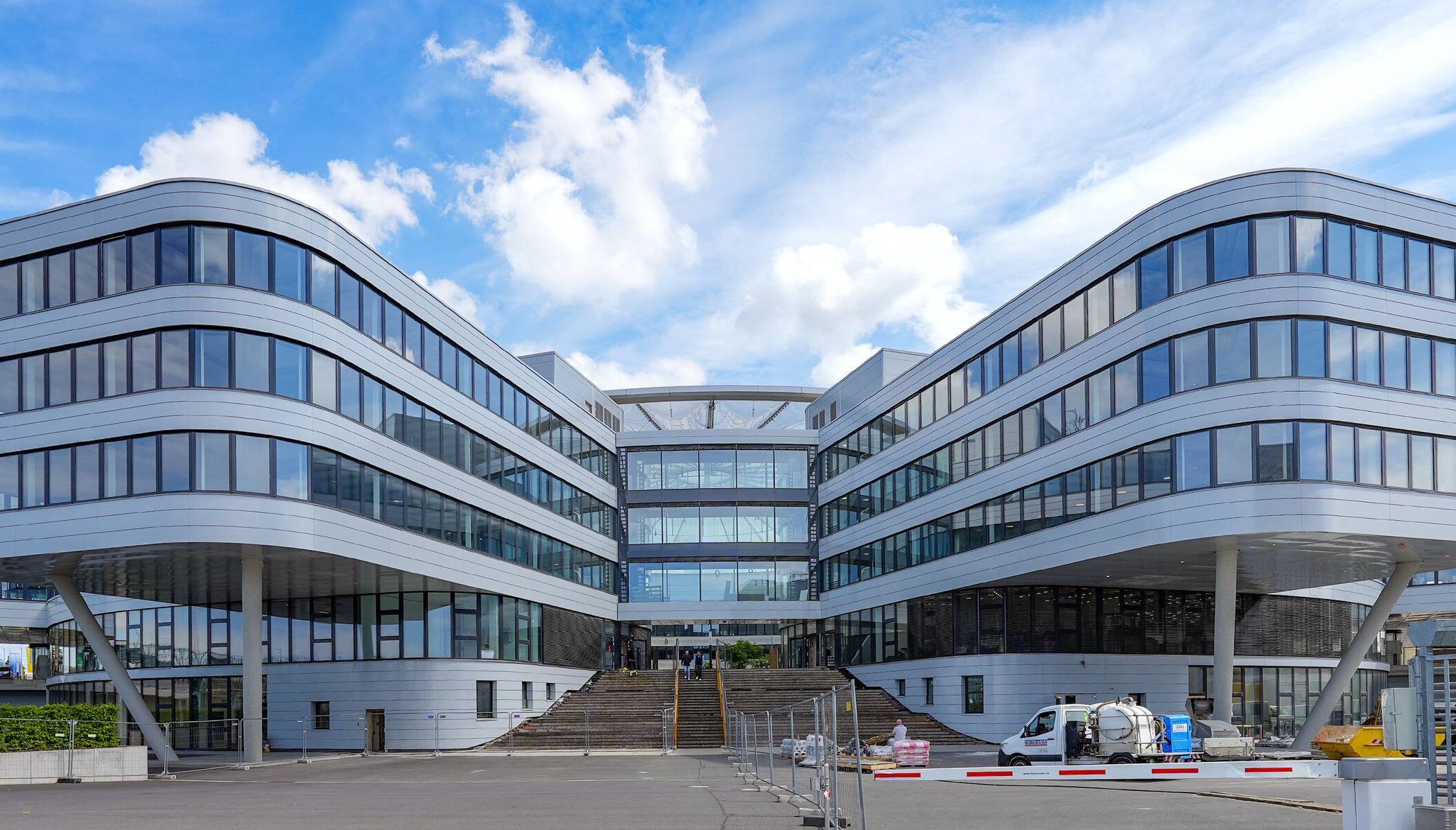 Die neue Firmenzentrale der SMS group in Mönchengladbach. Der SMS Campus besticht durch...