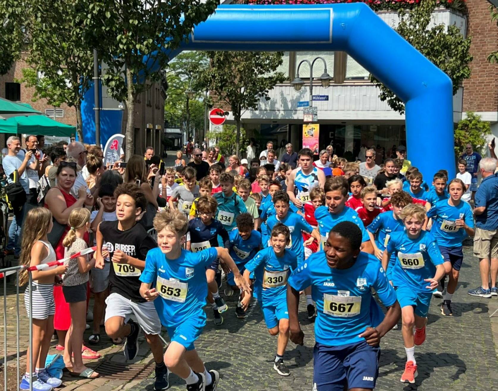 In Lank gehen Ende Juni wieder kleine und große Läufer an den Start. Dafür kann man sich gemeinsam mit dem Running-Team des TSV Meerbusch vorbereiten. 