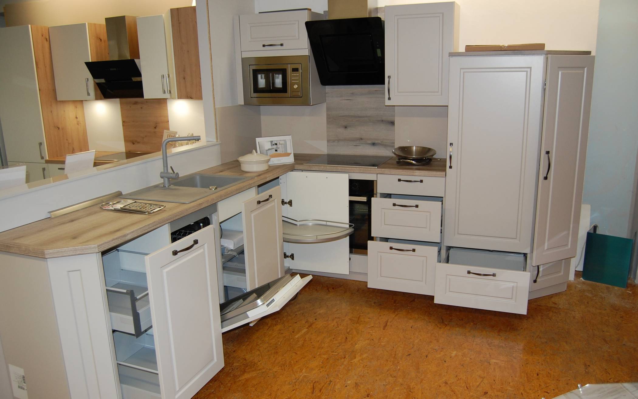 Sichern Sie sich Ihre Traumküche zum Tiefstpreis!