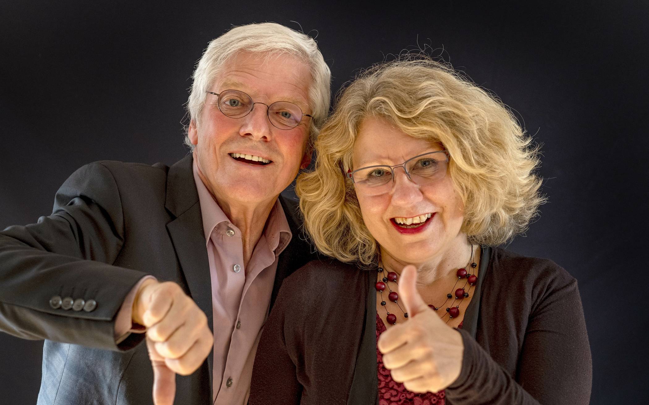 Okko Herlyn und Heike Kehl laden zu einer schmissigen Revue in die Auferstehungskirche. 