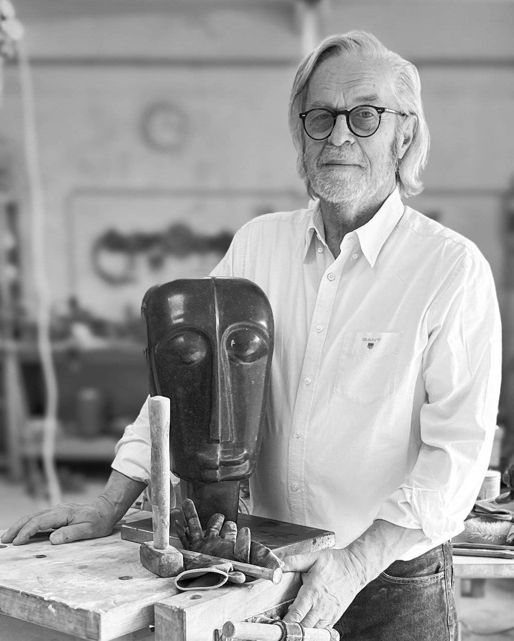 Günter Thönnessen, Bürgermeister a.D., entdeckte 2010 für sich die Bildhauerei.