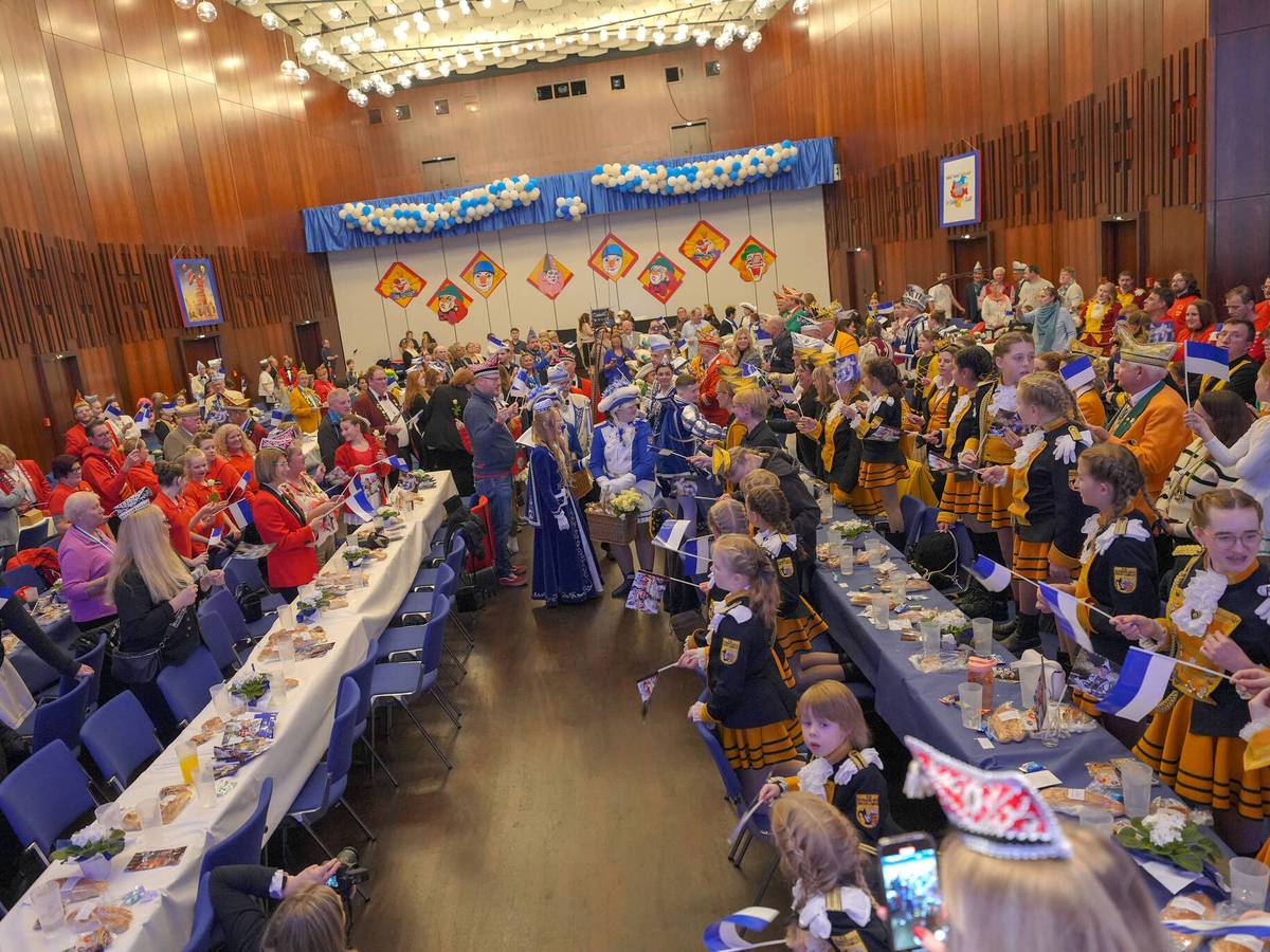 Proklamation des neuen Kinderprinzenpaares
