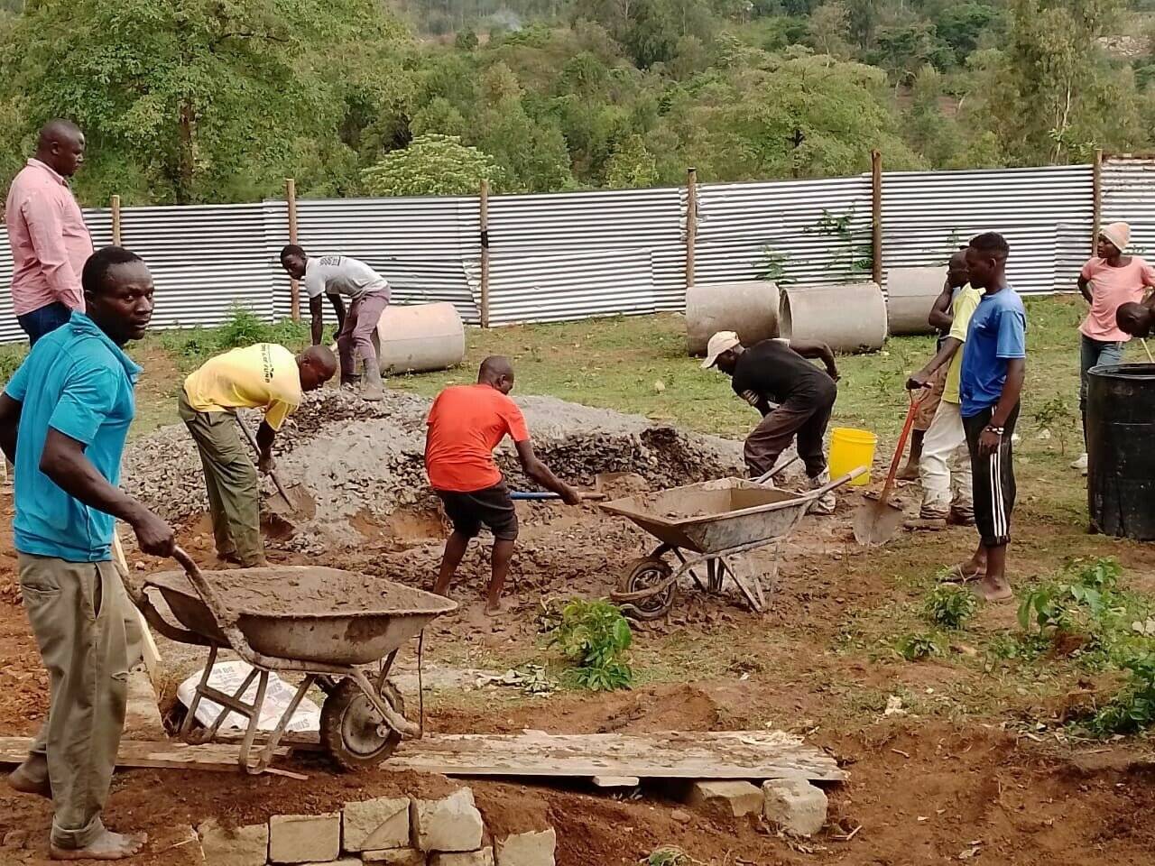  Sieben Monate Eigenarbeit und finanzielle Mittel des Mönchengladbacher Vereins OLDRI hat der Schulraum gekostet. 