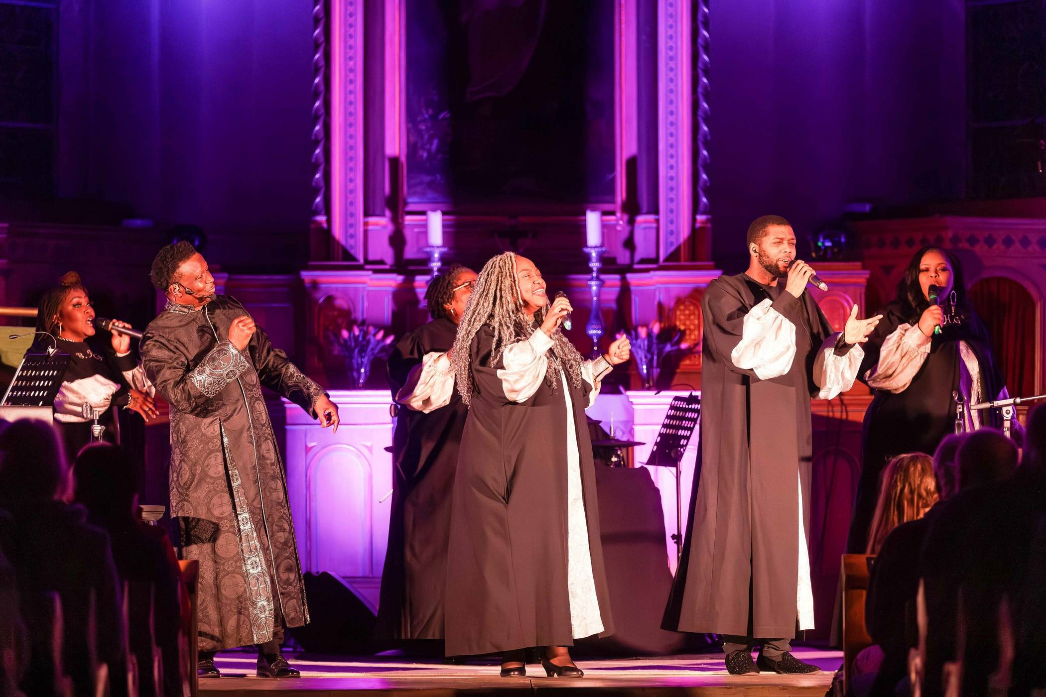  Am 8. Januar inder Evangelischen Hauptkirche in Rheydt: Reverend Gregory M. Kelly und „The Best of Harlem Gospel“. 