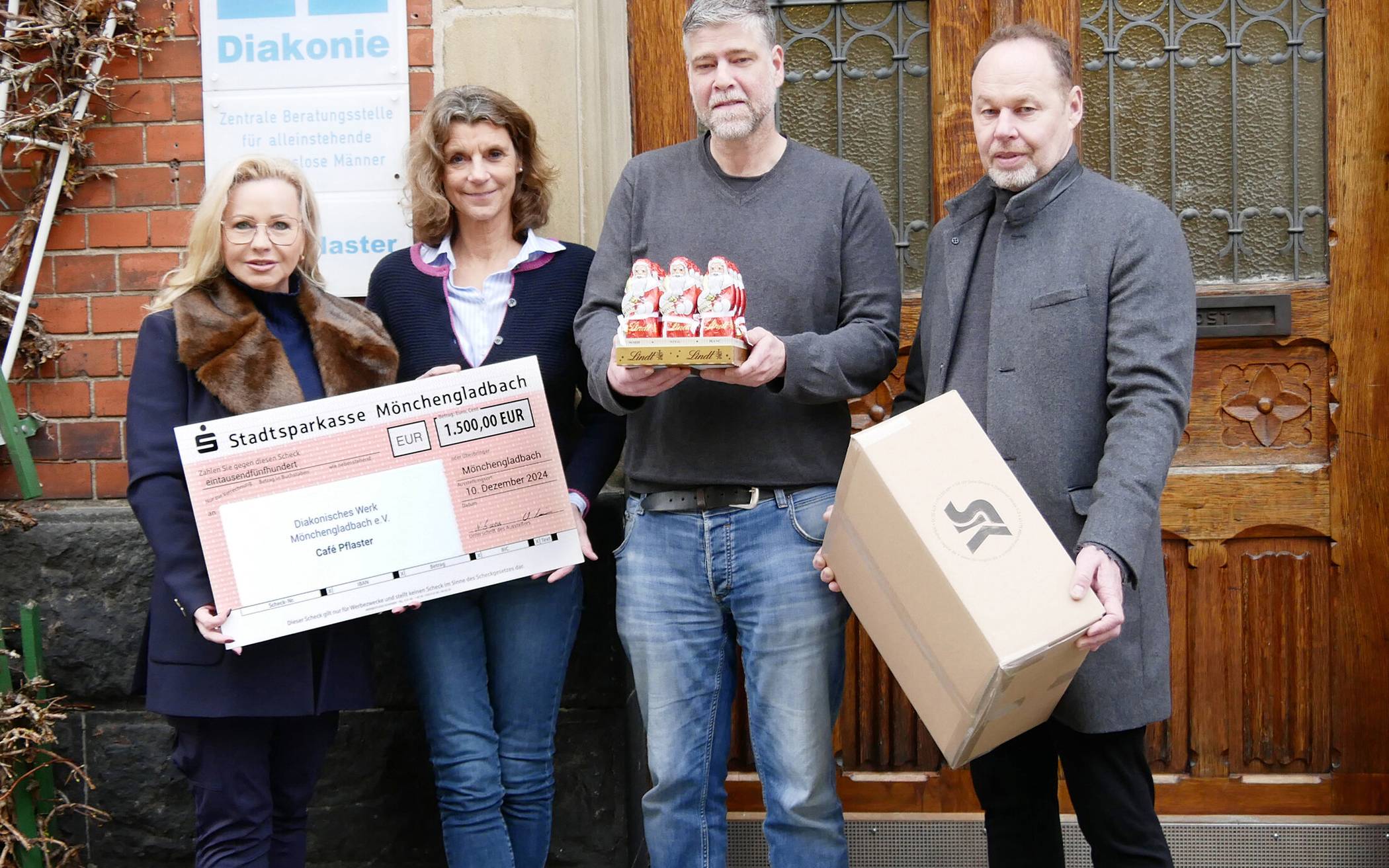 Nicole(l.) und Oliver Simon (r.) von