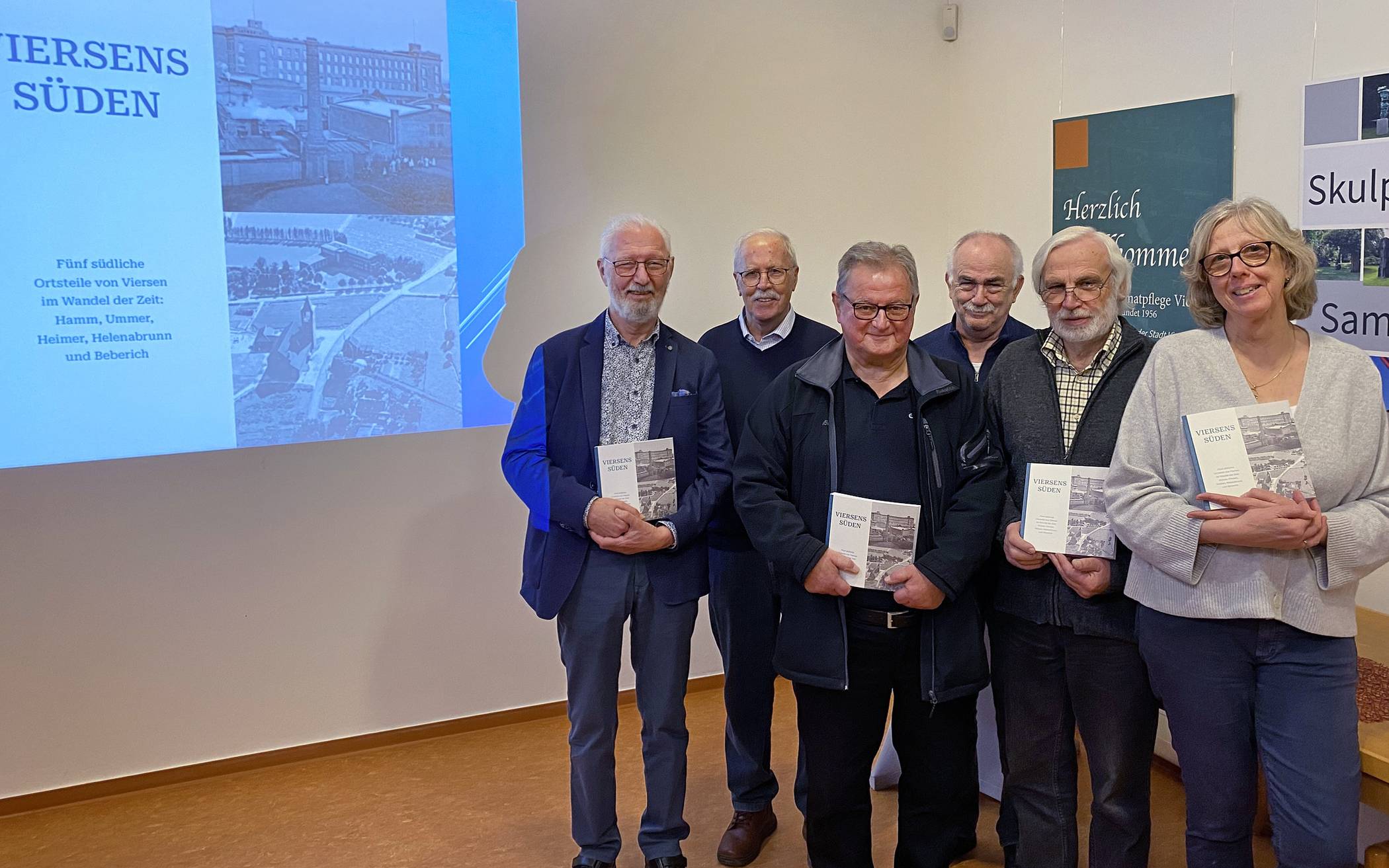  Der Arbeitskreis Bildrecherche und -dokumentation vom Verein für Heimatpflege Viersen: (v.l.) Frank Brüggen, Bernd Henk, Bernd Lemke, Reinhold Hörkens, Walter Feld und Beatrix Wolters. 