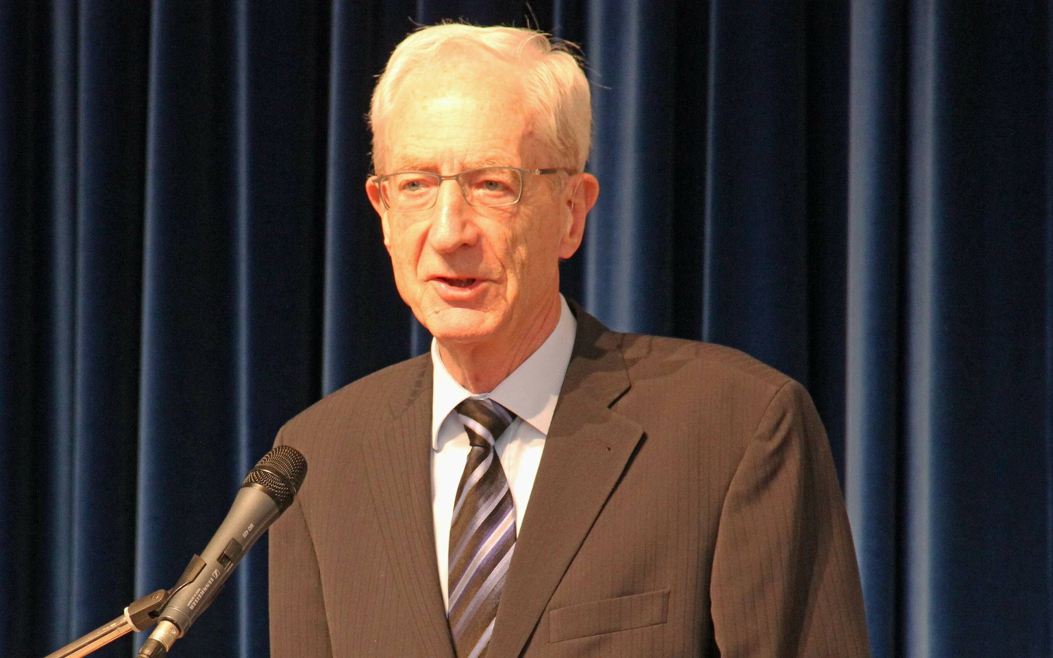 Mit Bestürzung hat die Moerser Stadtgesellschaft