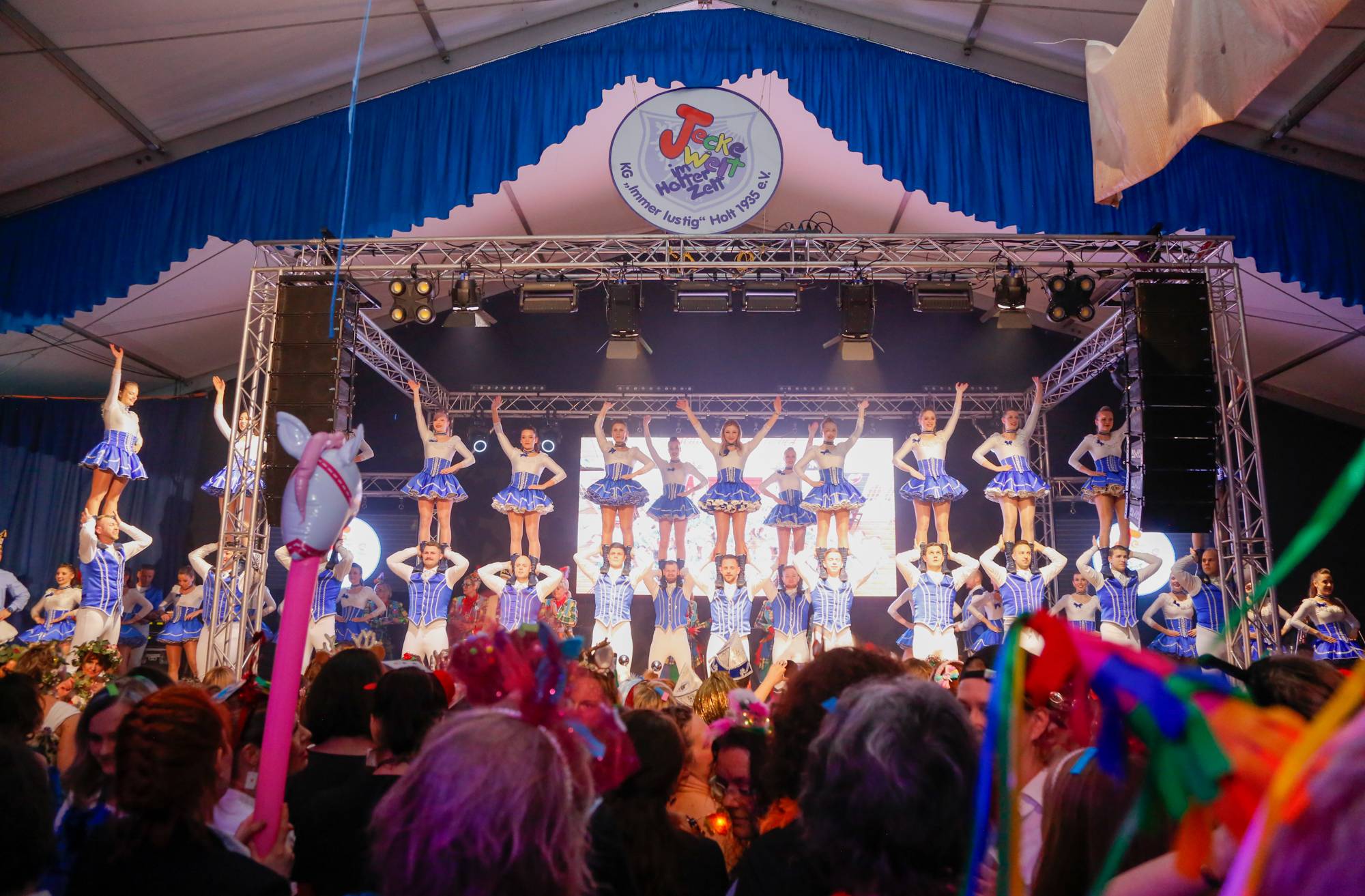 Natürlich durften auch die Kölner Rheinveilchen nicht...