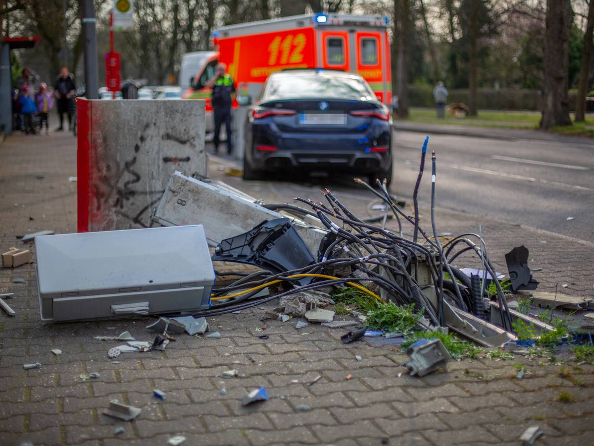 Schwindelanfall verursacht schweren Verkehrsunfall
