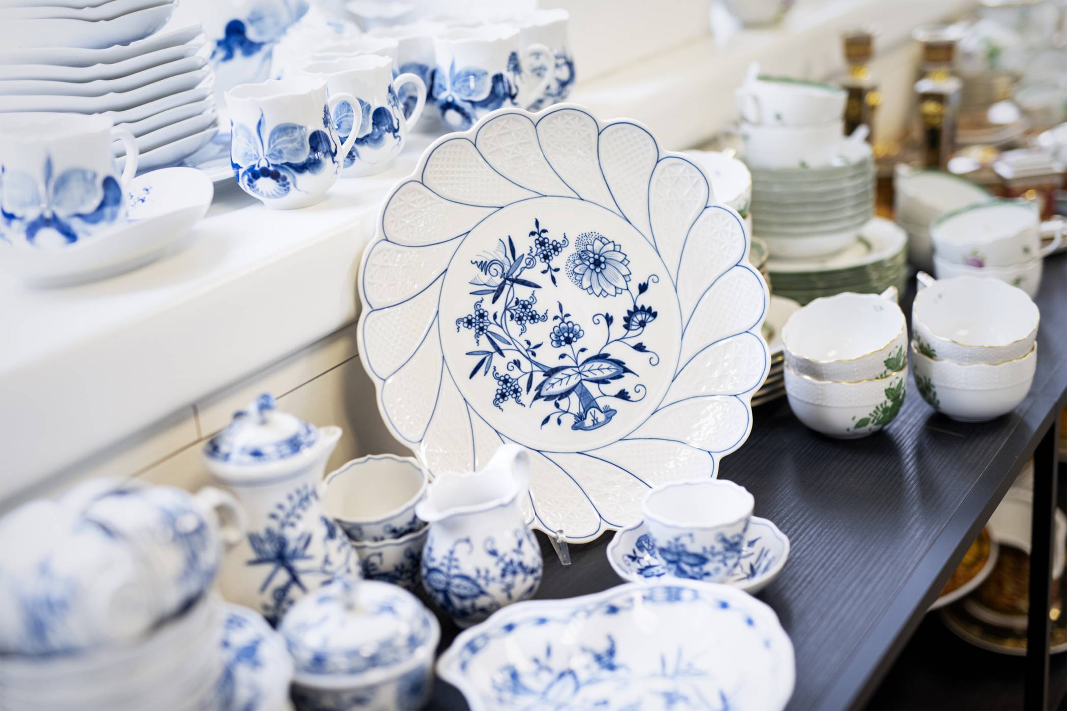 Antikauktion Krefeld: Alte „Schätzchen“ sind weltweit gefragt