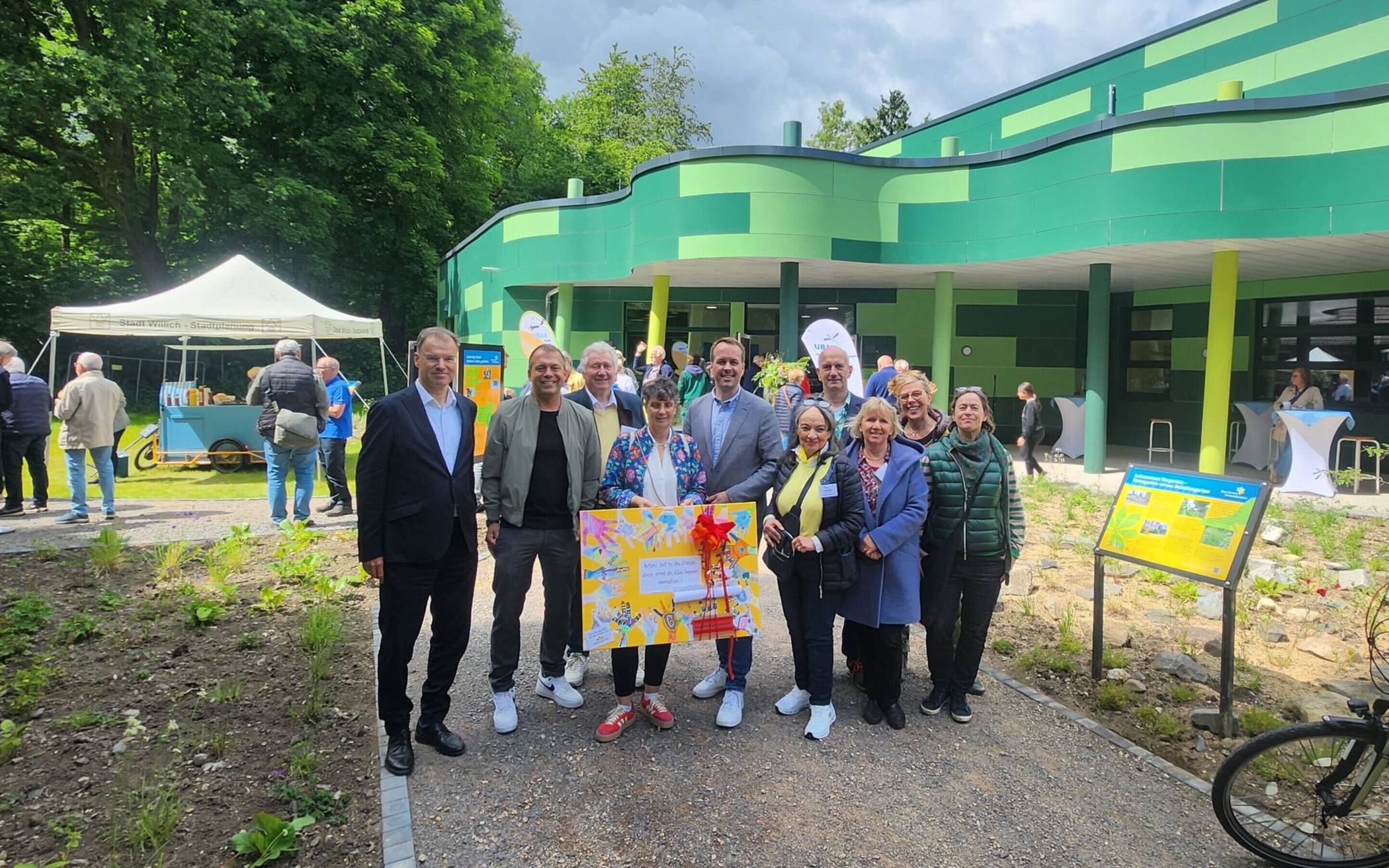 Gute Stimmung bei der Eröffnung der