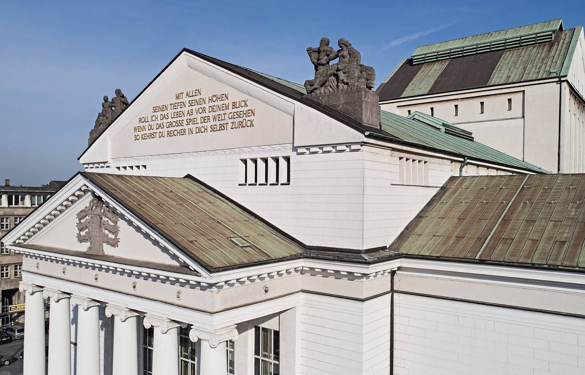 Das prächtige Duisburger Theater, der wohl