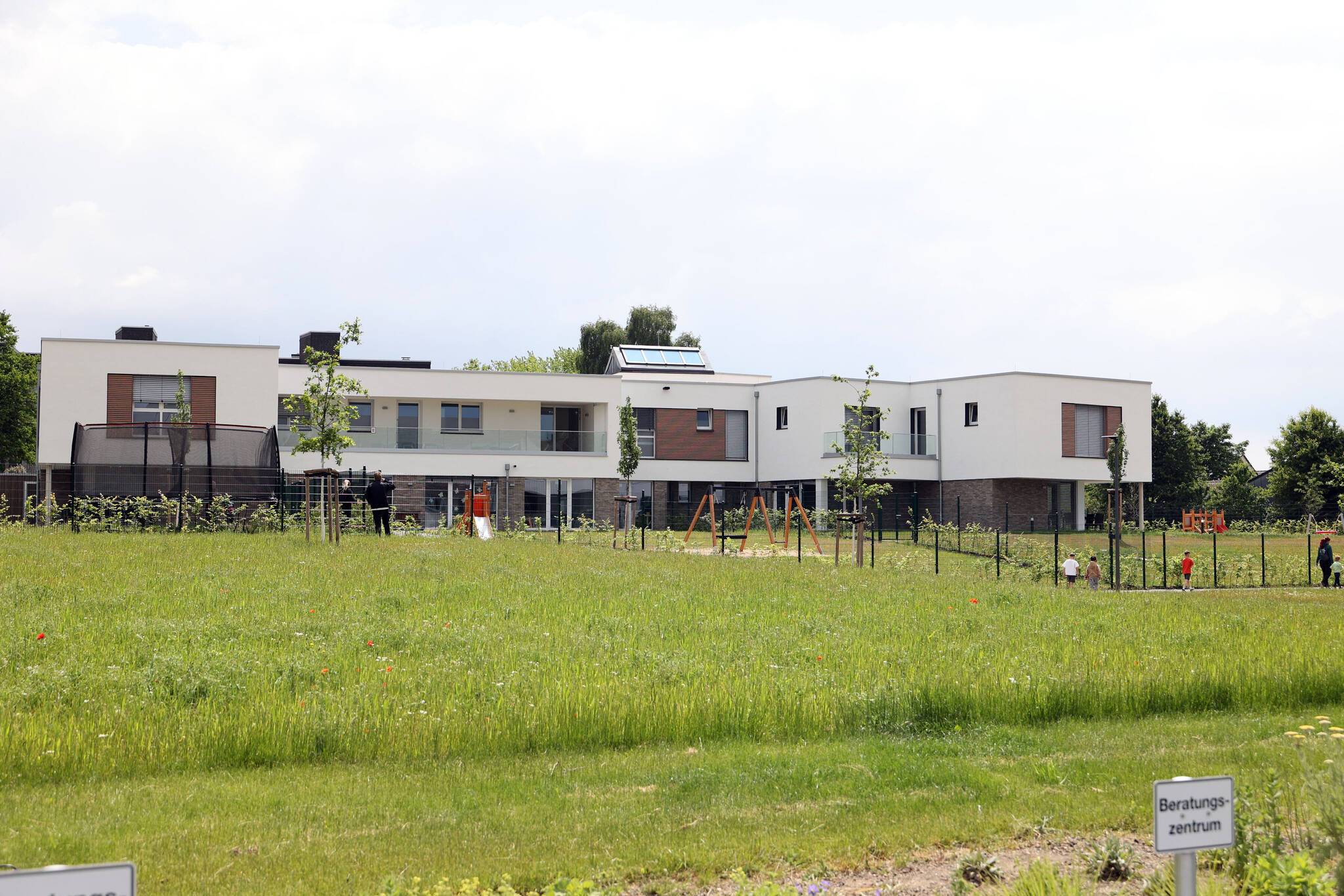 Das Haus Aira an der Nakatenusstraße steht für Intensive Elternarbeit, engmaschige Betreuung und ein großzügiges modernes Gebäude.  