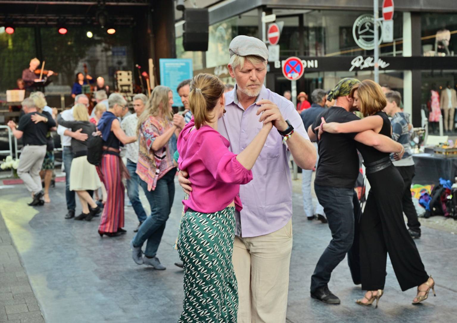 FestiWall und Krefelder Laufmasche im September