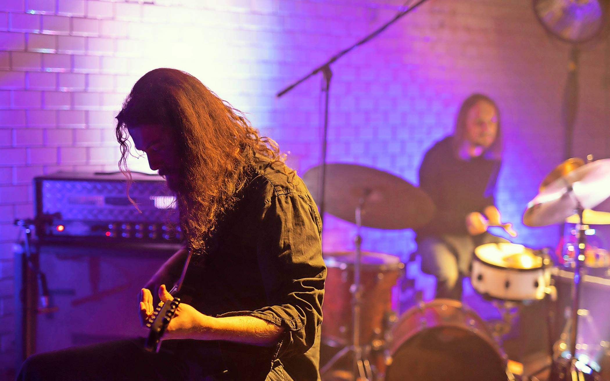  Nagen spielen Noise, Drone und Freejazz. 