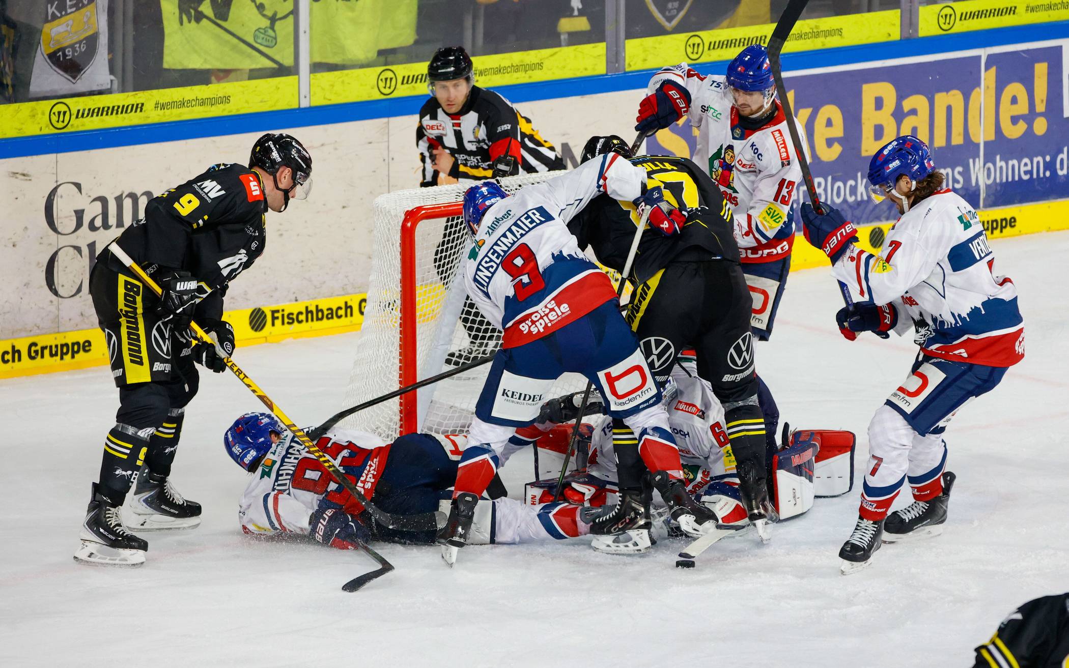 Krefeld Pinguine besiegen EHC Freiburg