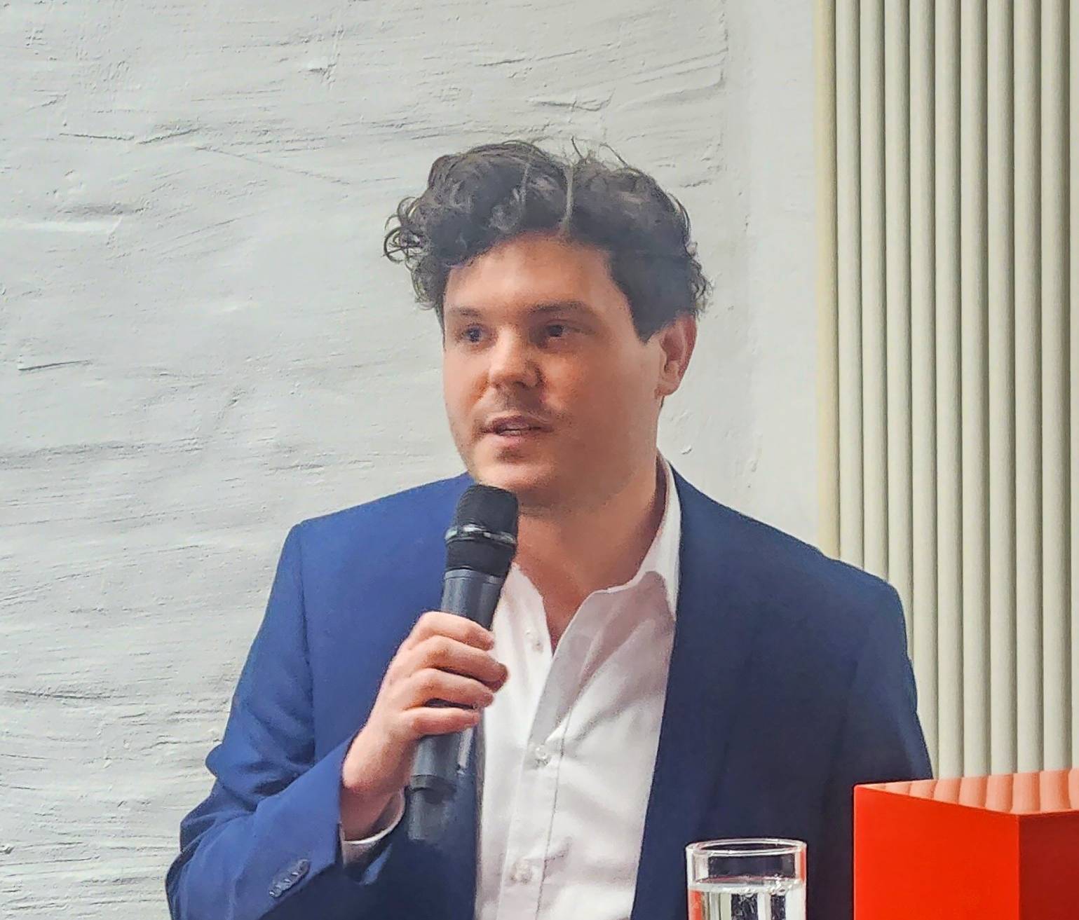   Lukas Maaßen ist SPD Fraktionsvorsitzender der SPD Willich.   