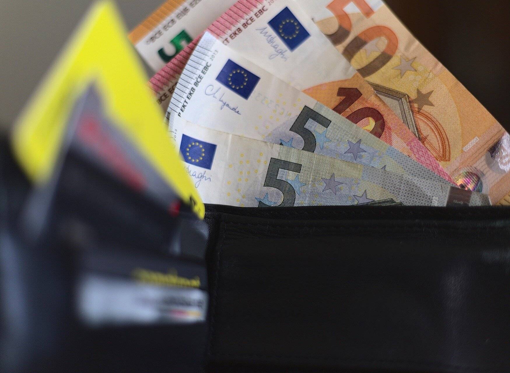 Die Polizei warnt vor dem Geldwechsel-Trick.