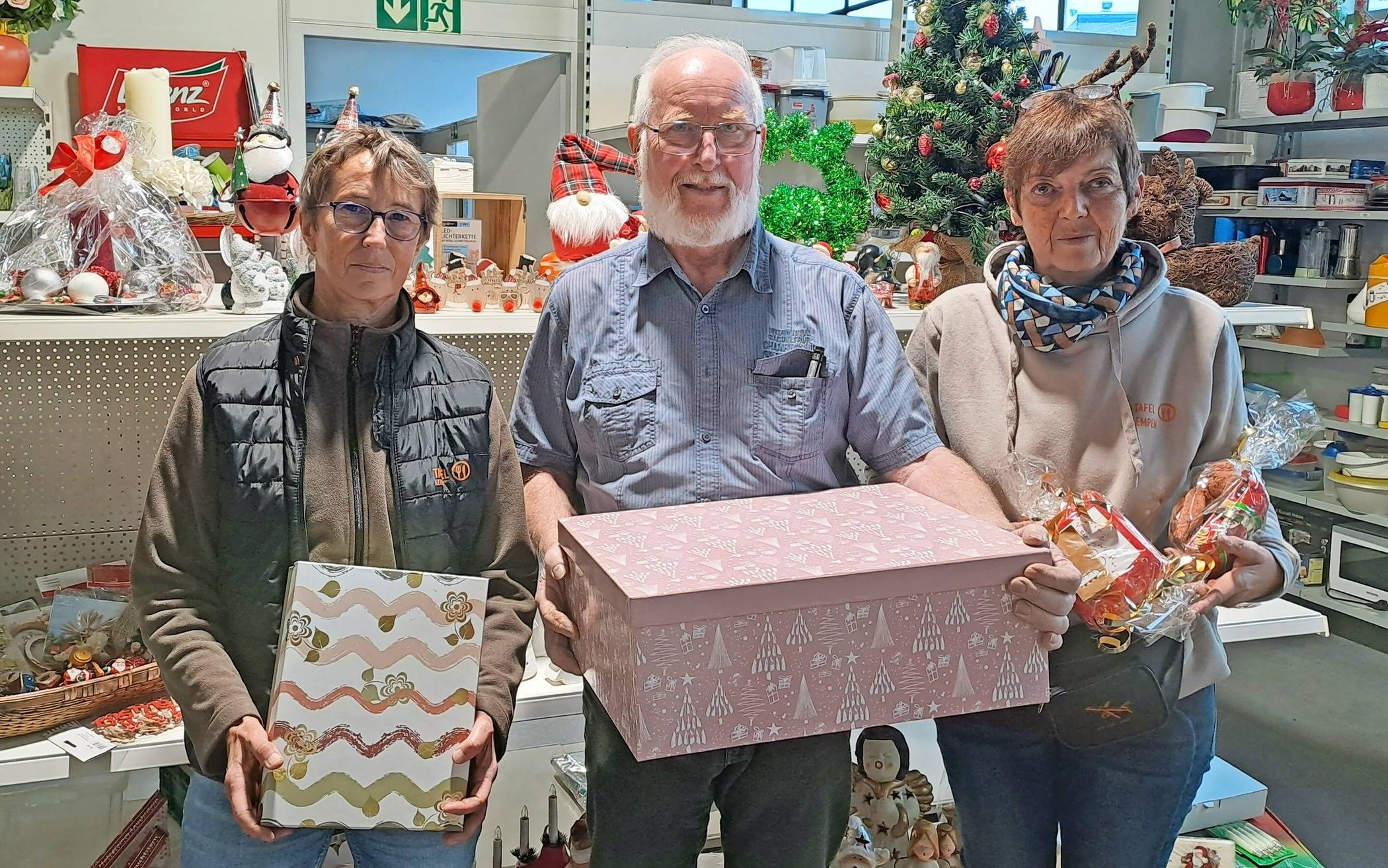 Annette Hitzmann (Schatzmeisterin), Bruno Wrede (Vorsitzender)