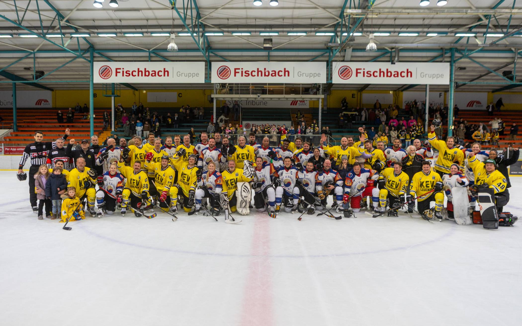 „Hockey is Diversity“: Charity-Eishockeyspiel in der Rheinlandhalle